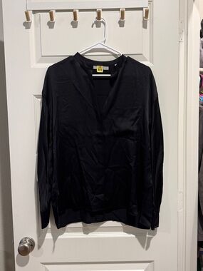 Vince Black 100% Silk Long Sleeve Top
